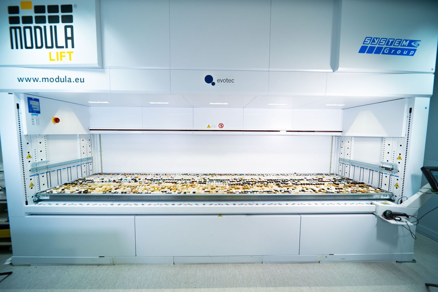 Semi-Automated Storage and Retrieval System